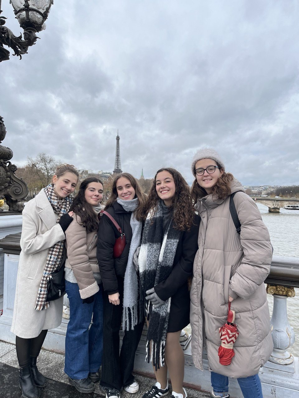 photo_5888978523572079712_y