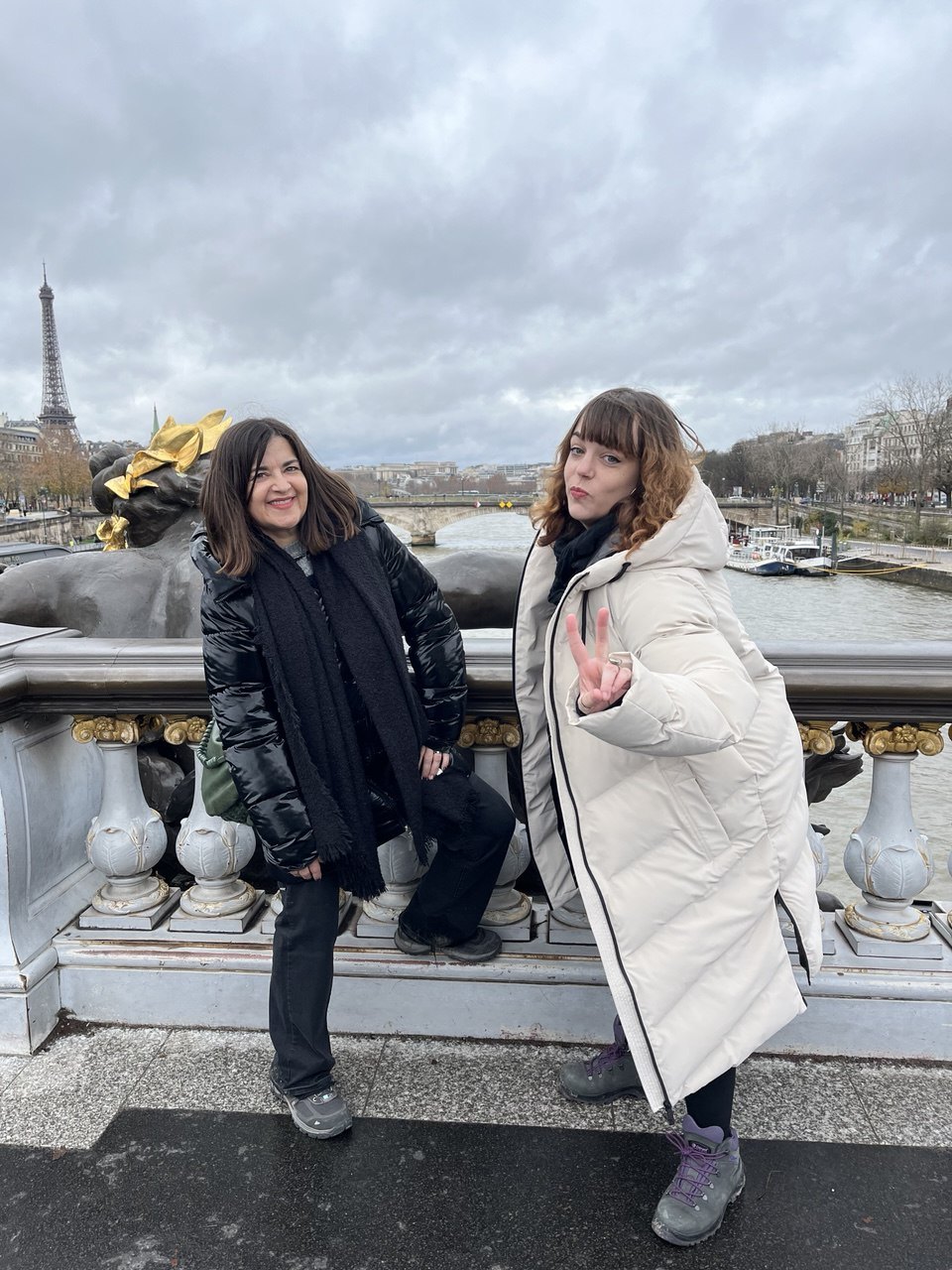 photo_5888978523572079713_y