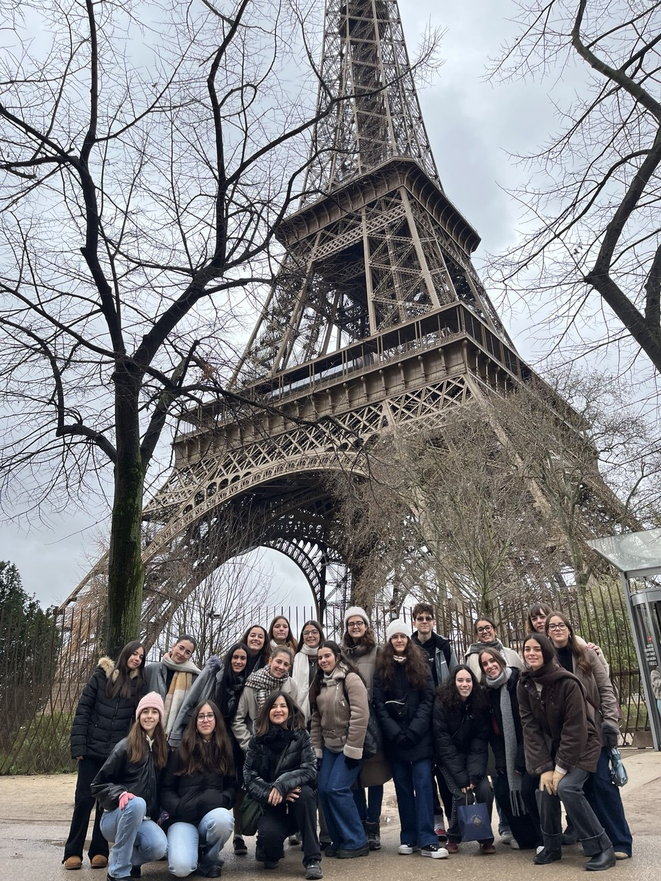 photo_5888978523572079721_y