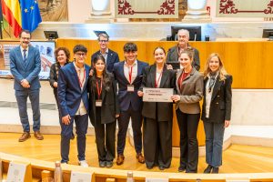 Ganadores VII Torneo de Debate PreUniversitario